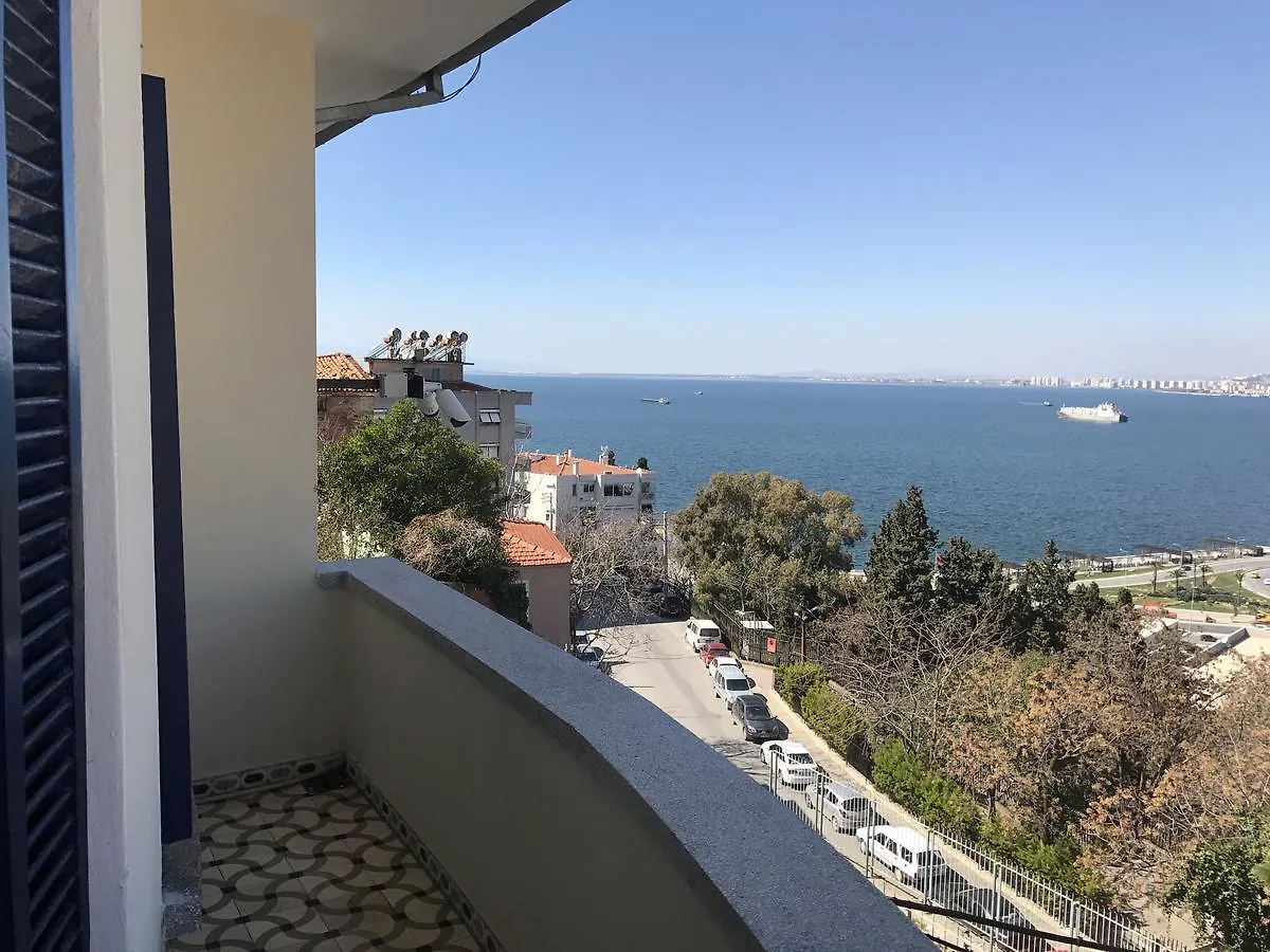 Apartment Bueyuek Konak Izmir Turkey